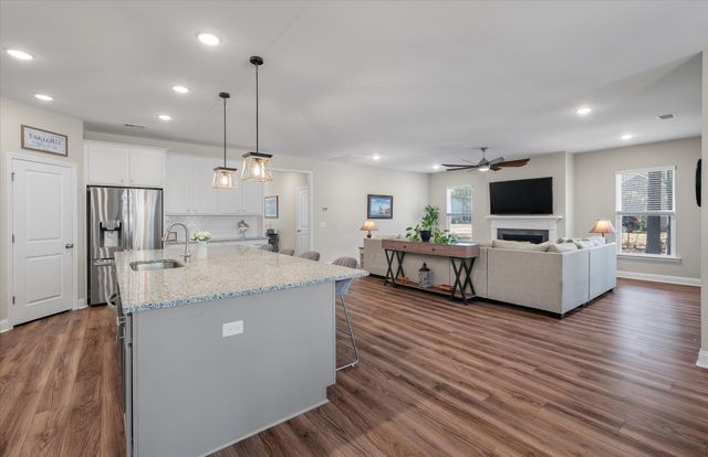 1119 Etowah Drive, Ridgeville, SC 29472