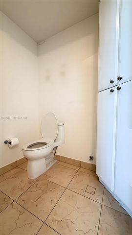 19400 Turnberry Way 1131, Aventura, FL 33180