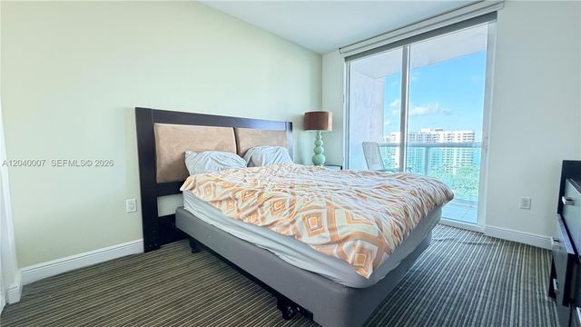 19400 Turnberry Way 1131, Aventura, FL 33180