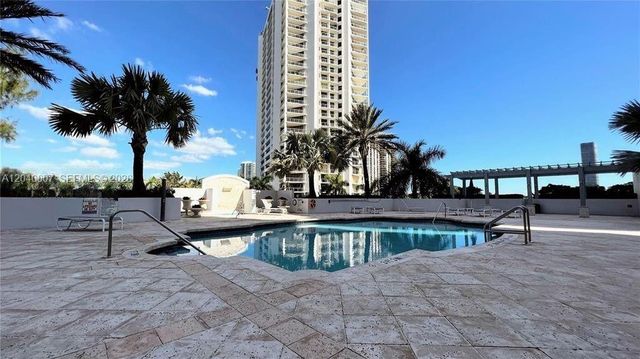 19400 Turnberry Way 1131, Aventura, FL 33180