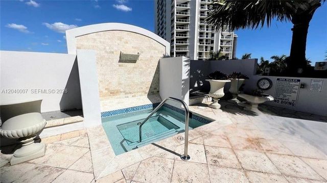 19400 Turnberry Way 1131, Aventura, FL 33180
