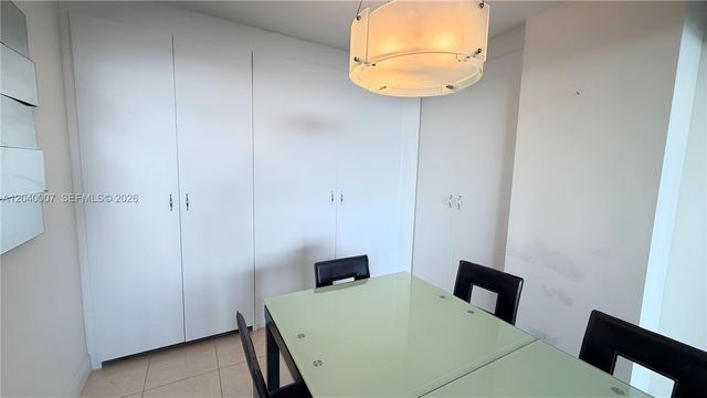 19400 Turnberry Way 1131, Aventura, FL 33180
