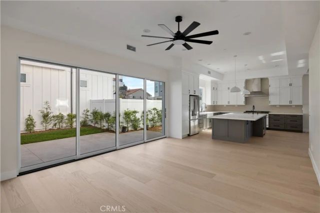 2100 Harriman Lane, Redondo Beach, CA 90278