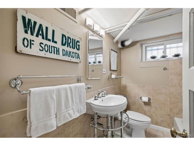 950 S Euclid Way, Denver, CO 80209