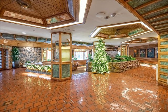 4000 Towerside Ter 908, Miami, FL 33138