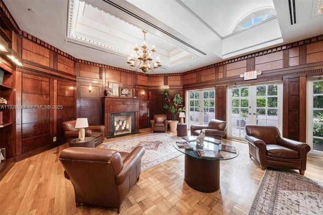 4000 Towerside Ter 908, Miami, FL 33138