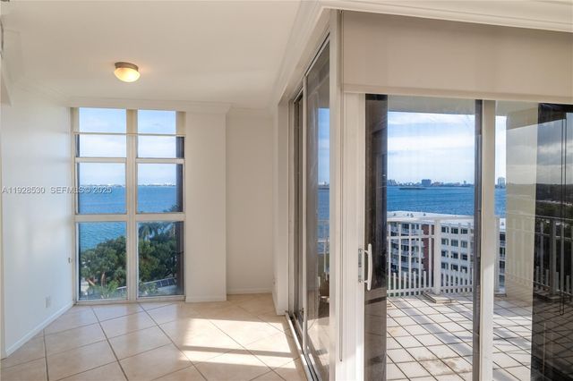 4000 Towerside Ter 908, Miami, FL 33138
