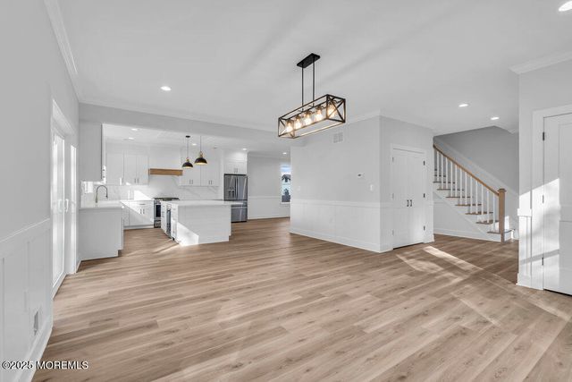 2123 Dumont Terrace, Wall, NJ 07719