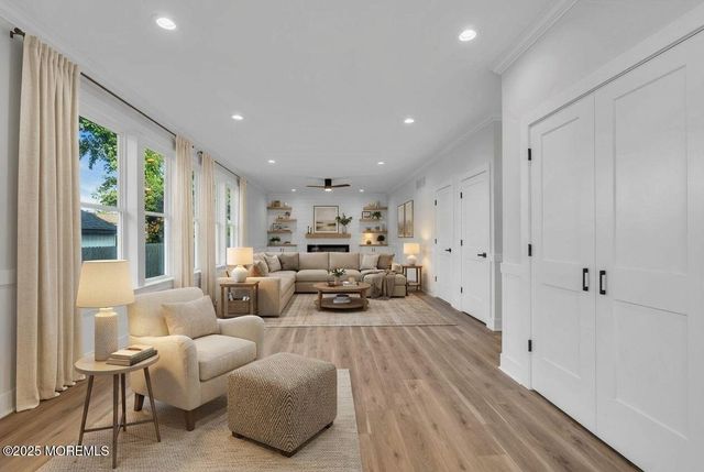 2123 Dumont Terrace, Wall, NJ 07719