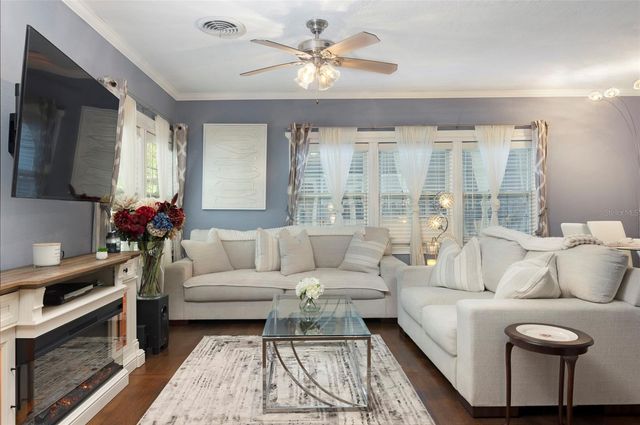 4526 1ST AVENUE N, St Petersburg, FL 33713