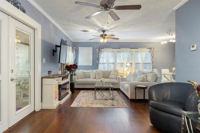 4526 1ST AVENUE N, St Petersburg, FL 33713