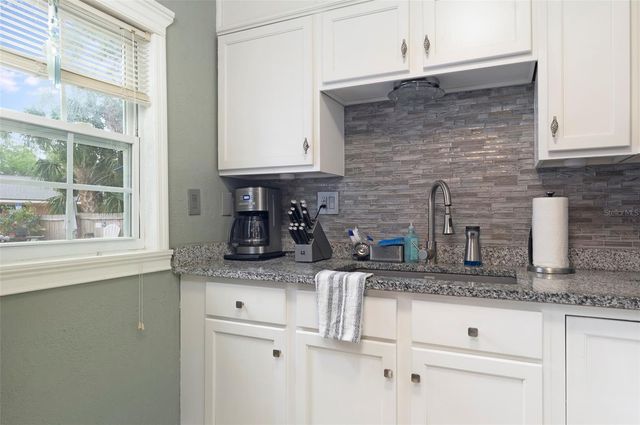 4526 1ST AVENUE N, St Petersburg, FL 33713