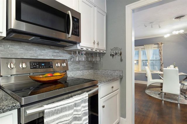 4526 1ST AVENUE N, St Petersburg, FL 33713