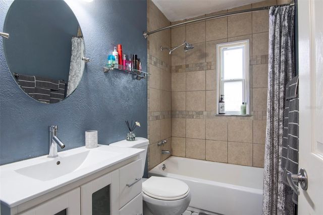 4526 1ST AVENUE N, St Petersburg, FL 33713