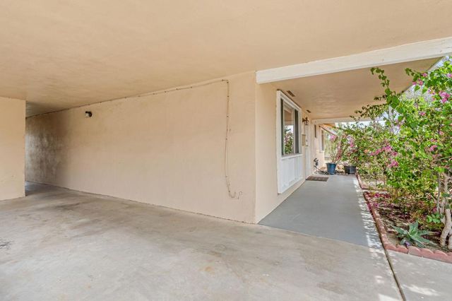 42280 Kansas Street, Palm Desert, CA 92211
