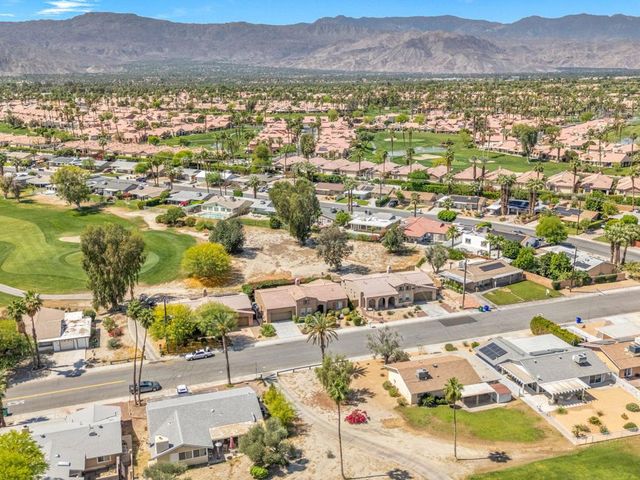 42280 Kansas Street, Palm Desert, CA 92211