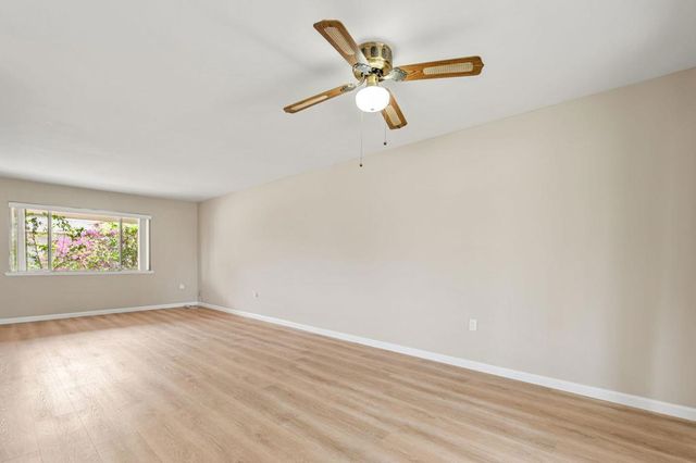 42280 Kansas Street, Palm Desert, CA 92211