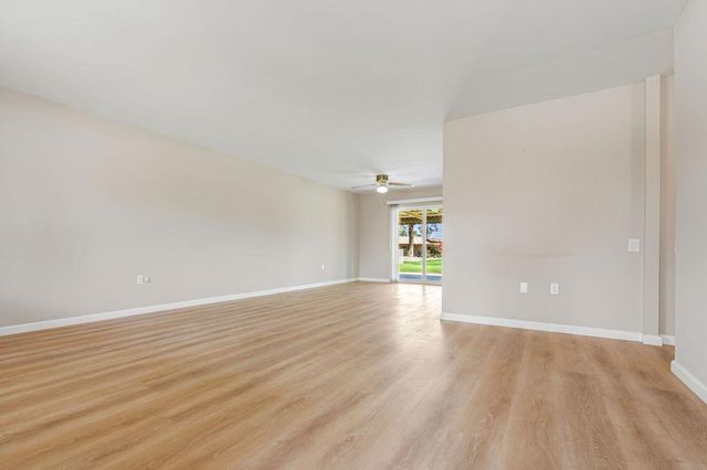 42280 Kansas Street, Palm Desert, CA 92211