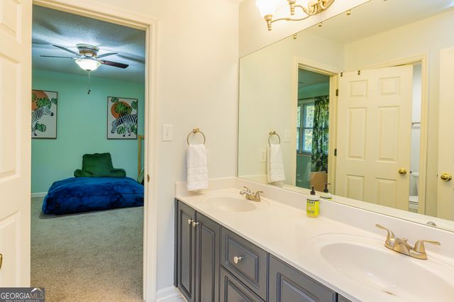 84 Woodcliff Court, Newnan, GA 30265