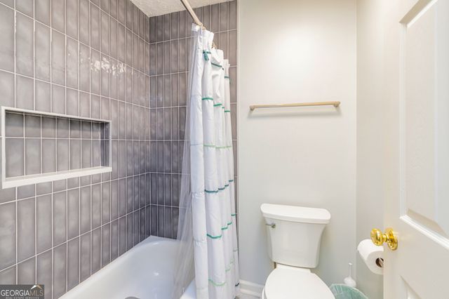 84 Woodcliff Court, Newnan, GA 30265