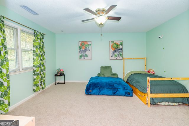 84 Woodcliff Court, Newnan, GA 30265