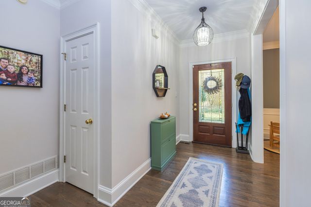 84 Woodcliff Court, Newnan, GA 30265