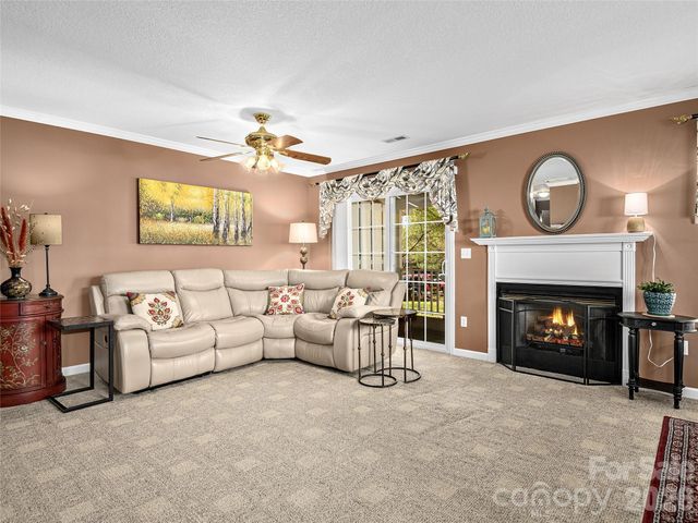 15 Willowick Drive, Asheville, NC 28803