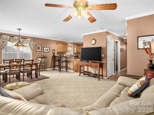 15 Willowick Drive, Asheville, NC 28803