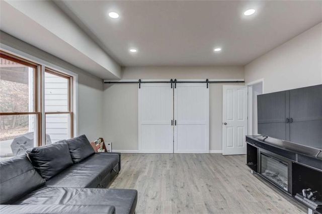 6089 Grand Loop Road, Sugar Hill, GA 30518