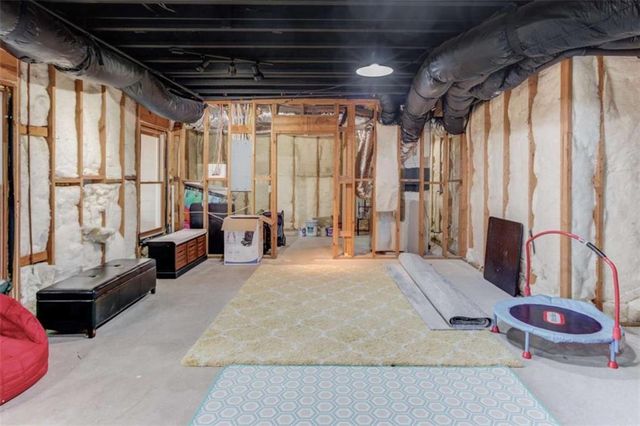 6089 Grand Loop Road, Sugar Hill, GA 30518