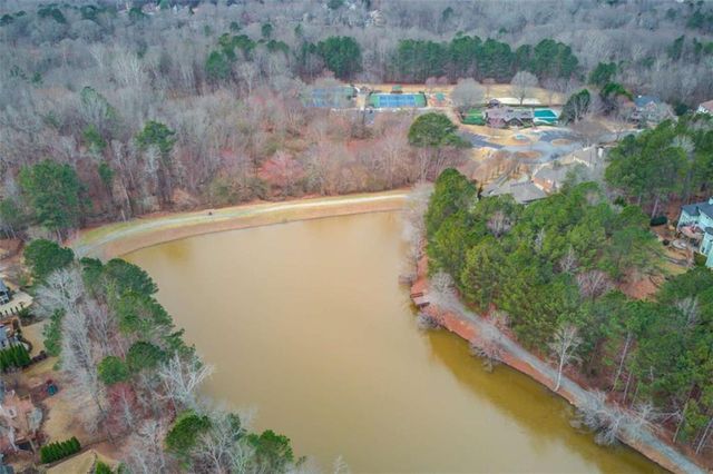 6089 Grand Loop Road, Sugar Hill, GA 30518