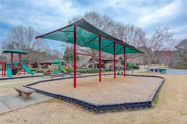 6089 Grand Loop Road, Sugar Hill, GA 30518