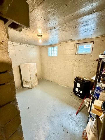 7216 Montana Avenue, Hammond, IN 46323