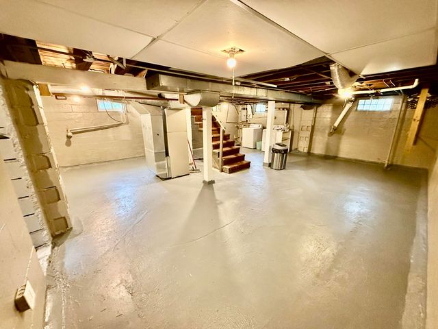 7216 Montana Avenue, Hammond, IN 46323