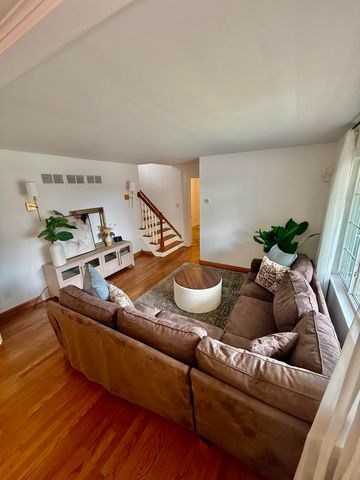 7216 Montana Avenue, Hammond, IN 46323