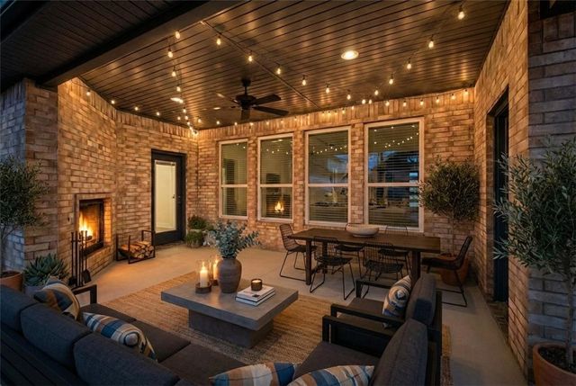 1331 Greyback Lane, Centerton, AR 72719