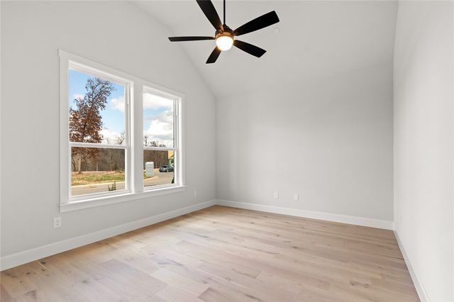 1331 Greyback Lane, Centerton, AR 72719