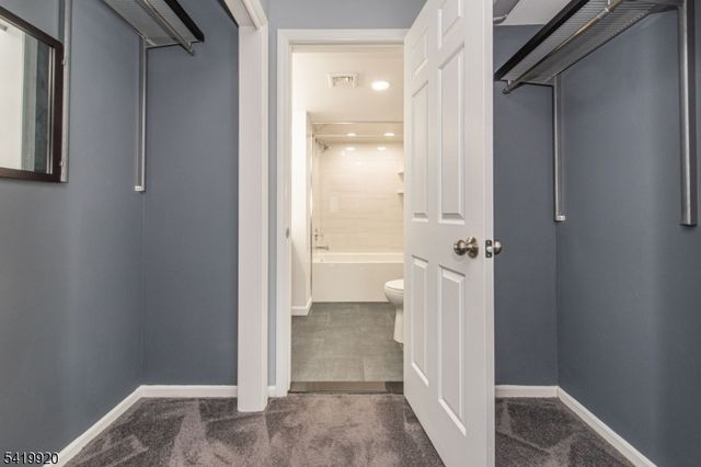 69 Amethyst Lane, Paterson City, NJ 07501