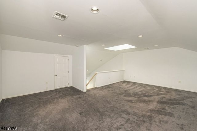 69 Amethyst Lane, Paterson City, NJ 07501