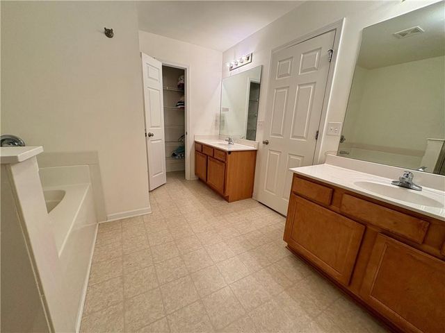 3922 Snipes Court 55, Lilburn, GA 30047