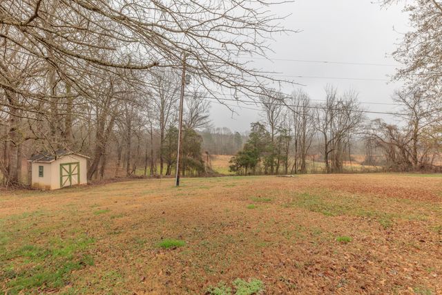 1270 Jones Crossing Road, Whitwell, TN 37397