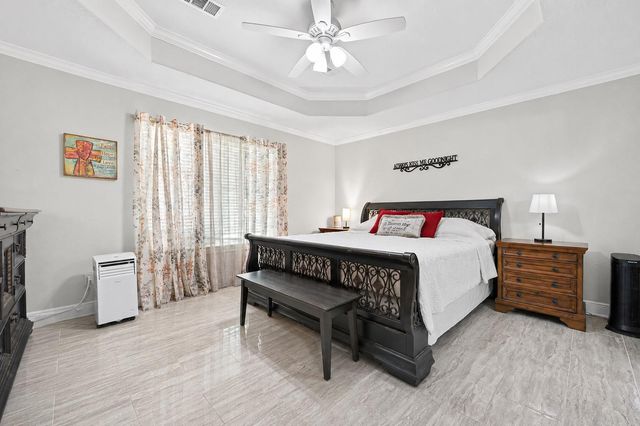 3319 Hemingway Drive, Montgomery, TX 77356