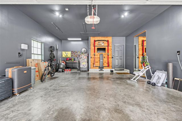 3319 Hemingway Drive, Montgomery, TX 77356