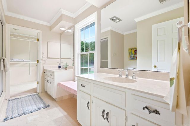 19 Club Manor Drive, Maumelle, AR 72113