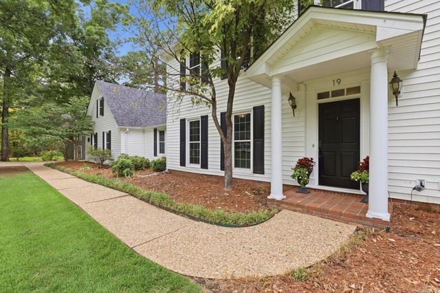 19 Club Manor Drive, Maumelle, AR 72113