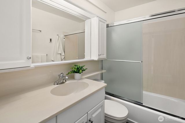 17420 54th Place W, Lynnwood, WA 98037