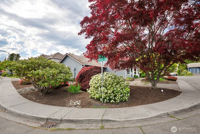 17420 54th Place W, Lynnwood, WA 98037