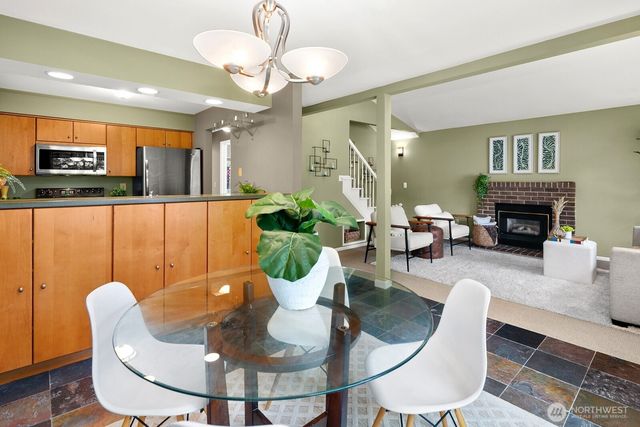 17420 54th Place W, Lynnwood, WA 98037