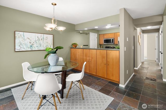 17420 54th Place W, Lynnwood, WA 98037
