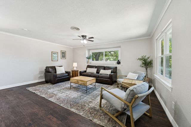 3113 Chisholm Trail, Fort Worth, TX 76116